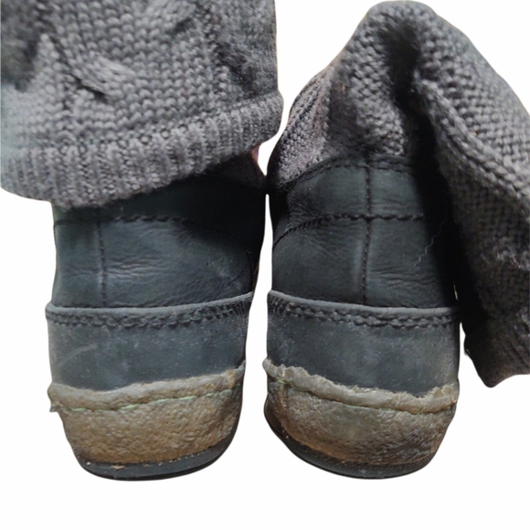 Simple booties , size 10 - Picture 10 of 13